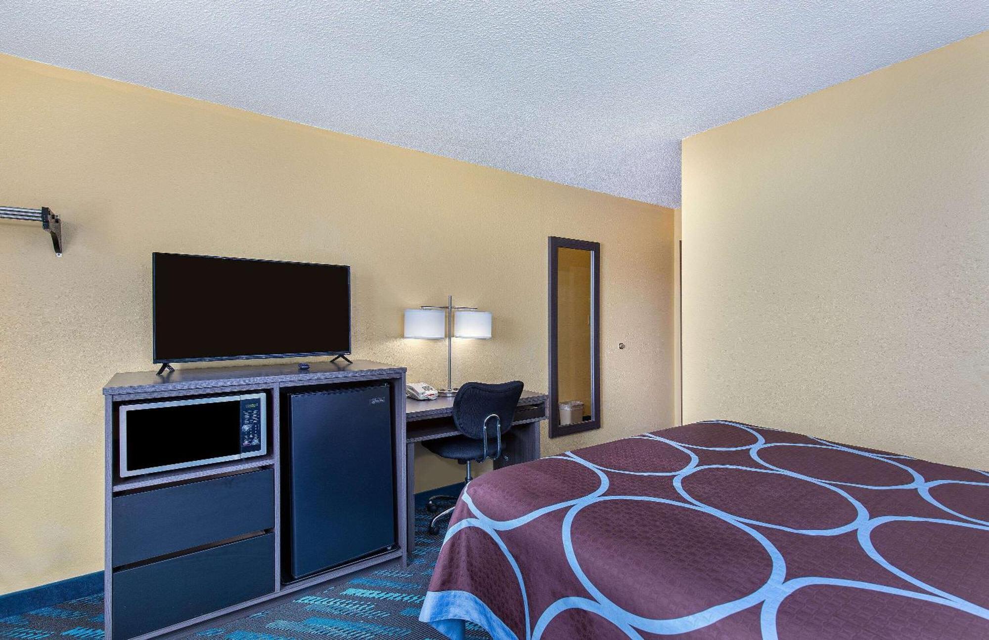 Super 8 By Wyndham Somerset Esterno foto