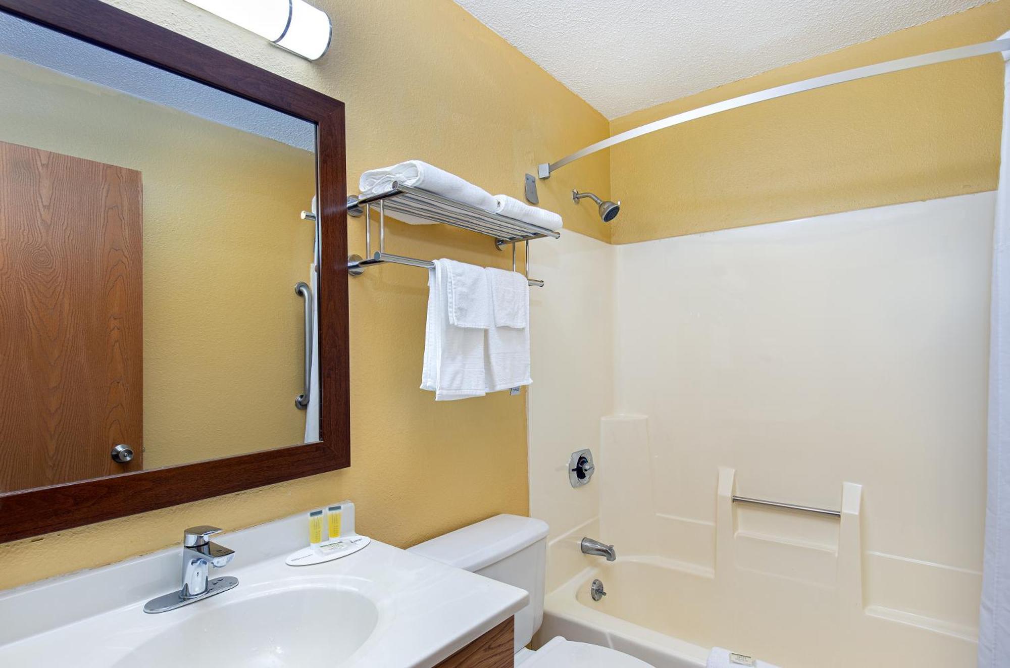 Super 8 By Wyndham Somerset Esterno foto